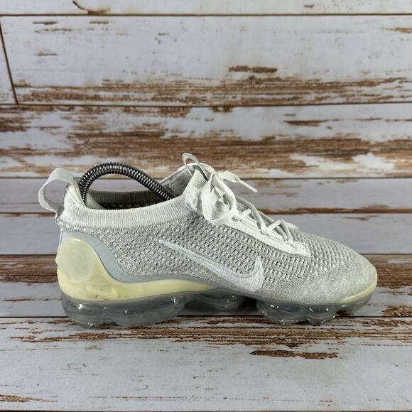 Nike Air VaporMax 2021 Flyknit Pure Platinum White Sz 7.5 DC4112-100 - Picture 7 of 10